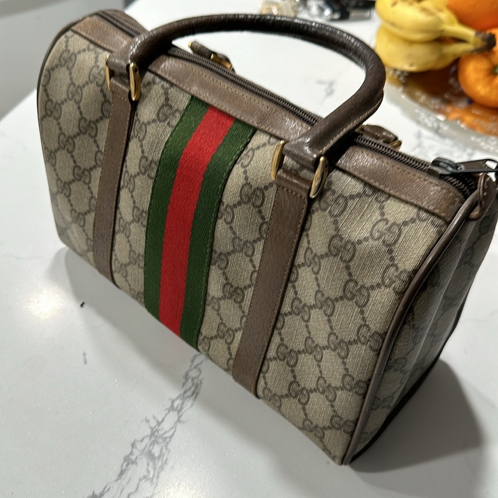 Beatiful Authentic Vintage Gucci Boston Bag Italy